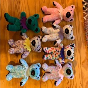 Grateful Dead Bears Lot